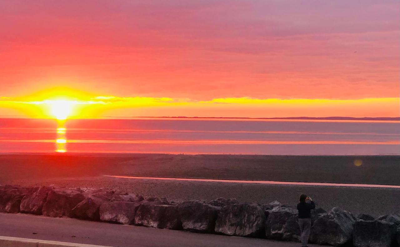 ホテル Sunsets, Sandylands Prom モアカム エクステリア 写真